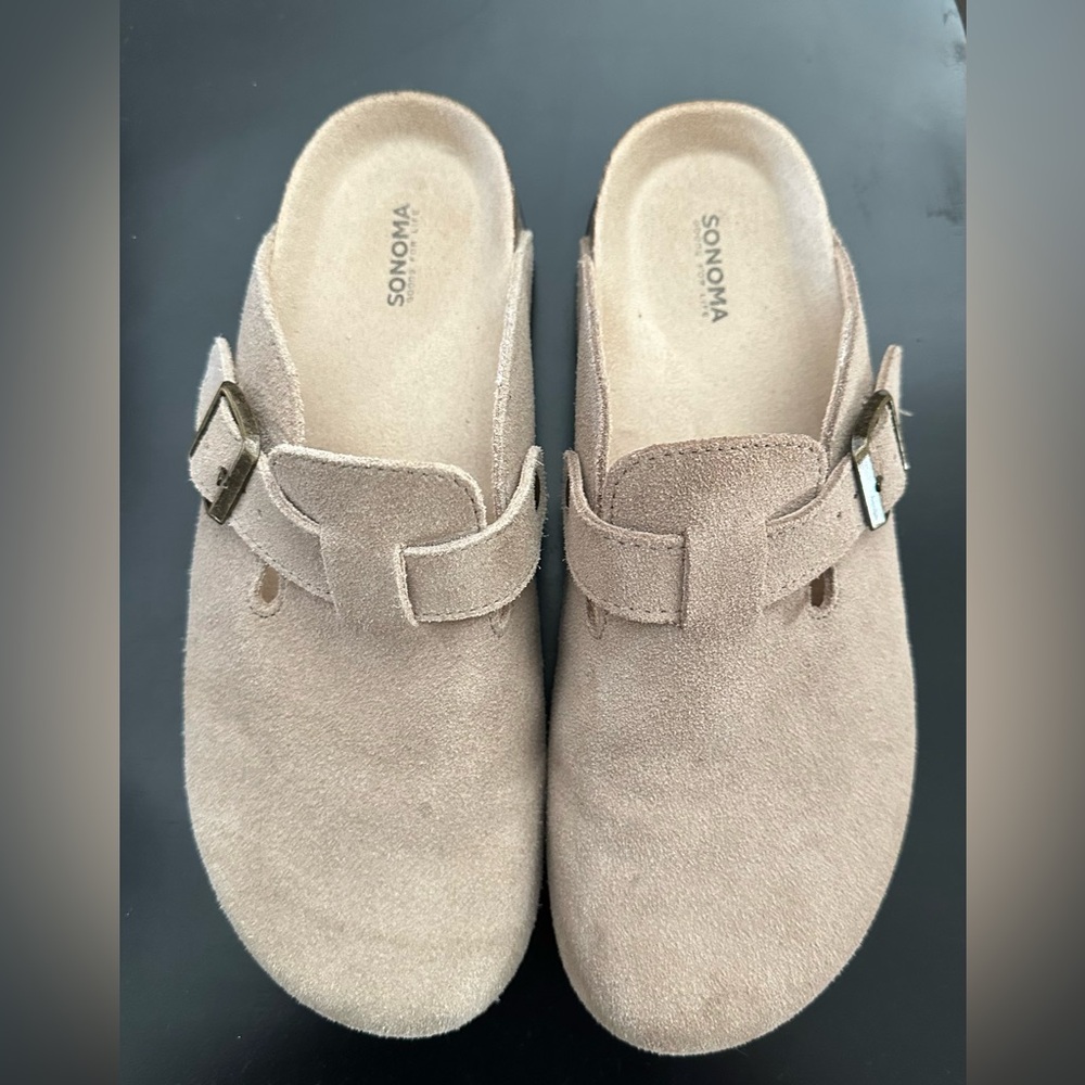 Sonoma Women's Tan Suede Mules Size 7
